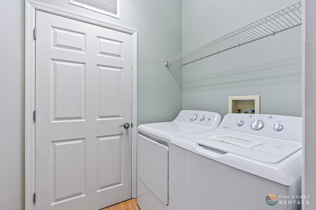 On Flagler Avenue! Dog Friendly With Balcony And Parking Walk To The Beach! New Smyrna Beach Luaran gambar